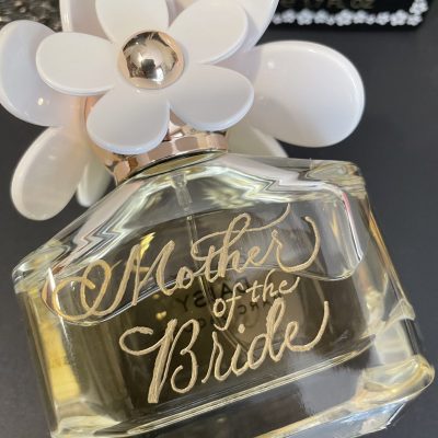 Chapman Calligraphy Mother of the Bride engraved Daisy Fragrance